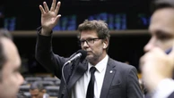 Deputados exigem respostas sobre transação de urânio com a China em meio a tensões globais