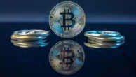 Você pode copiar as operações do trader que ficou milionário antes dos 30