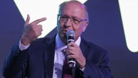Comércio varejista brasileiro deve movimentar R$ 16 bilhões em 2025, afirma Alckmin
