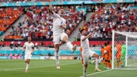 Com um a menos, Holanda perde da República Tcheca e está eliminada da Eurocopa