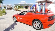 Que tal dirigir uma Ferrari e viver as emoções do Drift Car como carona? 