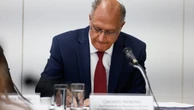 Governo busca flexibilizar o prazo determinado pelos EUA para taxar as exportações brasileiras