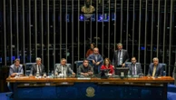 Oposição libera Senado após quase 48 horas de ocupação