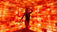 Juliana Paes compartilha fotos na França e impressiona fãs