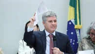 ‘Governo vai comprar perecíveis que iriam para EUA’, diz ministro do Desenvolvimento Agrário e Agricultura Familiar