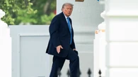 なぜアメリカは"対イラン強硬路線"から後退したのか…｢トランプ大統領は合意内容を報告されていなかった可能性も｣ | 政治・経済・投資 | 東洋経済オンライン
