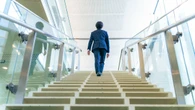 転職･離脱はもはやリスクではない　｢辞めても声がかかる時代｣に知っておくべき"辞めどき"から考えるキャリア戦略 | ライフ | 東洋経済オンライン