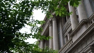 日銀は6月に政策金利を1％に引き上げ､中東情勢緊迫化で執行部は慎重姿勢も審議委員が異例の利上げを主導 | 政治・経済・投資 | 東洋経済オンライン