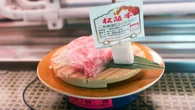 松阪牛を｢回す｣という狂気…日本で唯一の｢回転焼肉｣チェーンは､なぜ26年潰れずに続くのか？ | ライフ | 東洋経済オンライン