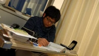 《年収300万円台から東大進学》｢食べるだけで精いっぱい｣の家に生まれた"神童"を東大に行かせた親の優しい隠しごと | ライフ | 東洋経済オンライン