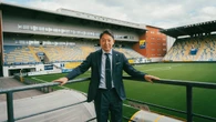 ジャパネットも出資…DMMがベルギーのサッカークラブで築いた｢リーグ最高水準の黒字経営｣日本企業200社が支える仕組み | ビジネス | 東洋経済オンライン