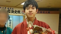 ｢偏差値95｣で京大首席合格のかるた名人が少年時代に抱えた"偏り"…短所が才能に変わった今､思い返される母の姿 | ライフ | 東洋経済オンライン