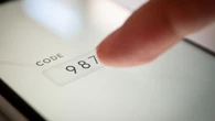 ｢パスコードは何？亡くなった親のスマホを開けない｣､証券口座もサブスクも解約できず…家族を困らせる"終活"の盲点 | ビジネス | 東洋経済オンライン