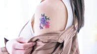 ｢三吉彩花のタトゥーに賛否｣｢大野智は長袖で隠し…｣ 文化の違いだけではない､芸能人のタトゥーが炎上する"残酷な心理" | ライフ | 東洋経済オンライン