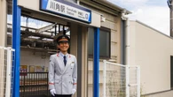 東武越生線｢地元出身の駅長｣に聞く日常風景　坂戸出て1駅目の一本松から｢学生の駅｣川角まで | ビジネス | 東洋経済オンライン