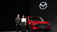 マツダが社運懸ける旗艦車種｢CX-5｣のフルモデルチェンジ､綾瀬はるかをCM起用も｢販売目標は月2000台｣と控えめな理由 | ビジネス | 東洋経済オンライン