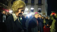 Del susto con la Reina Sofía a la extraña ausencia de Cayetano Martínez de Irujo: así fue la "Madrugá" de los famosos en Sevilla