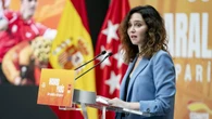 Volveremos a la oficina si es con el traje sastre que Ayuso ha lucido en su cita con el deporte en Madrid