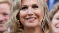 Máxima de Holanda repite el vestido ideal para mujeres mayores de 50 para recibir a los medallistas de los Juegos Olímpicos 2024