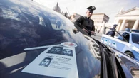 Un español y dos suizos, detenidos cerca de San Pedro por llevar una pancarta que elogiaba la figura islámica del Mahdi
