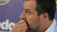 Salvini vuelve a cargar contra Macron después de que París llamara a consultas a la embajadora italiana: "Es un susceptible"