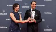 Xisca Perelló deslumbra con un vestido joya de Rosa Clará junto a Rafa Nadal en los Premios Laureus