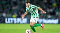 La cláusula de rescisión de Abde tras renovar con el Betis hasta 2029