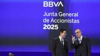 BBVA advierte a sus accionistas que si no triunfa la OPA, la operación con el Sabadell seguiría "siendo atractiva"