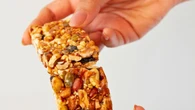Confirman cuántas barritas de 'muesli' con colágeno hay que comer al día para perder peso