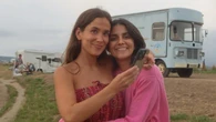 El vestido boho de María Pombo para inaugurar sus vacaciones en Cantabria que ya es inspiración del verano
