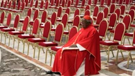 Polémica ausencia del cardenal keniano Njue