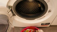 Las lavadoras domésticas son insuficientes para desinfectar los uniformes del personal sanitario