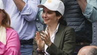 De Ayuso a Paula Vázquez, los looks más clásicos para una tarde de tenis en el Mutua Madrid Open