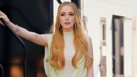 El mensaje oculto del vestido de Lindsay Lohan que está causando sensación