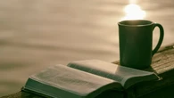 Por qué los reading retreats son el nuevo lujo silencioso (y así es el primero en un hotel en España)