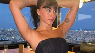 Aitana se apunta al total denim con este lookazo desde Barcelona tras su concierto y escapada más familiar con Plex