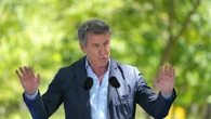 Feijóo se marca el objetivo de gobernar en solitario y llama a los votantes de Vox: "Si coge otra papeleta puede ocurrir una carambola"