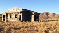 ¿Cómo se traduce Western? ¿Salvaje Oeste, Lejano Oeste? La RAE lo aclara