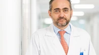 30 años desde que la Cirugía de Estimulación Cerebral Profunda aterrizó en el Hospital Ramón y Cajal para cambiarlo todo