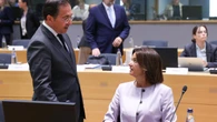 España busca hoy respaldo político para hacer oficial el catalán en la UE y consumar su pacto con Puigdemont