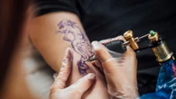 Tatuajes: una forma de expresión que no está exenta de riesgos para la piel