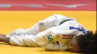 Pánico en el Mundial de Judo: estrangula a su rival hasta dejarla inconsciente y se temió lo peor