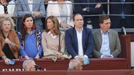 Teresa Urquijo deslumbra en Las Ventas por San Isidro con un look premamá bohemio y de efecto 'buena cara' al instante