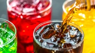 La bebida que debes evitar tomar justo después de comer, según una cardióloga