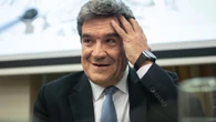 Escrivá rebaja tres décimas la previsión de crecimiento para 2025 por la guerra arancelaria y la deja en el 2,4%