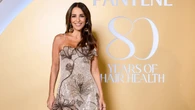 Paula Echevarría deslumbra con un mini vestido joya perfecto para todas las fiestas de verano