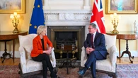 Primera cumbre post Brexit: la UE y el Reino Unido ultiman un pacto histórico en Defensa