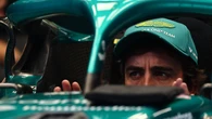 Los problemas de espalda pueden dejar a Alonso sin Gran Premio de Hungría