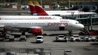 El Gobierno prohibirá por ley los vuelos cortos que tengan alternativa en tren