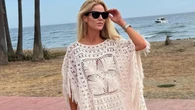 Amelia Bono se apunta al calzado más deseado del verano con un look que querrás copiar de pies a cabeza